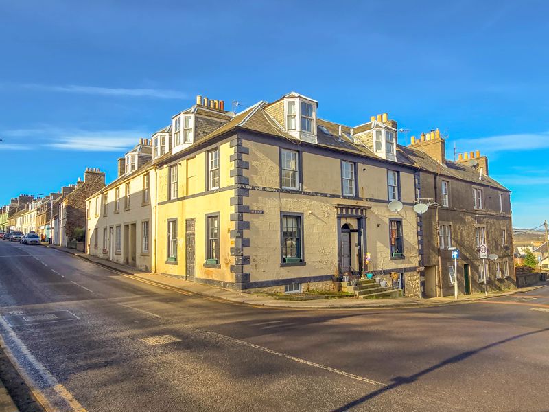 High Street Newburgh